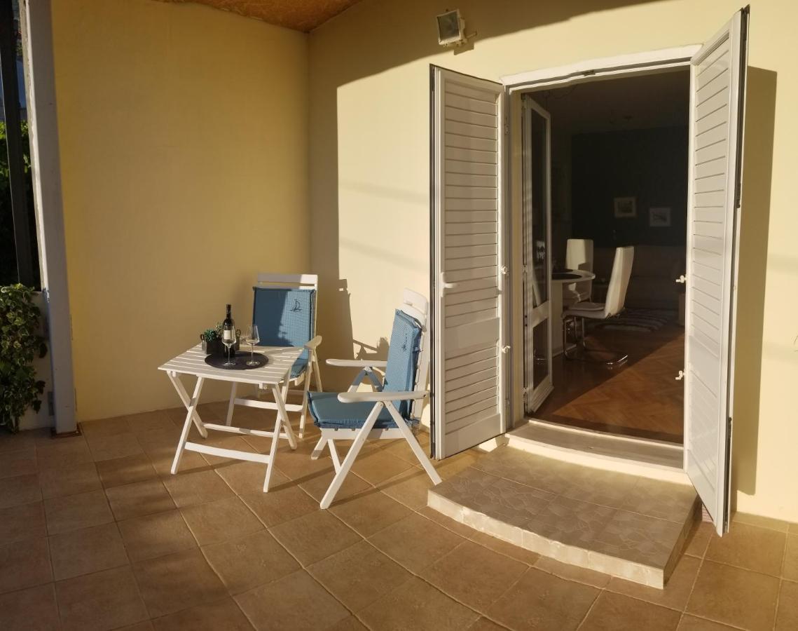 Apartmani Kalu Mlini Exterior foto